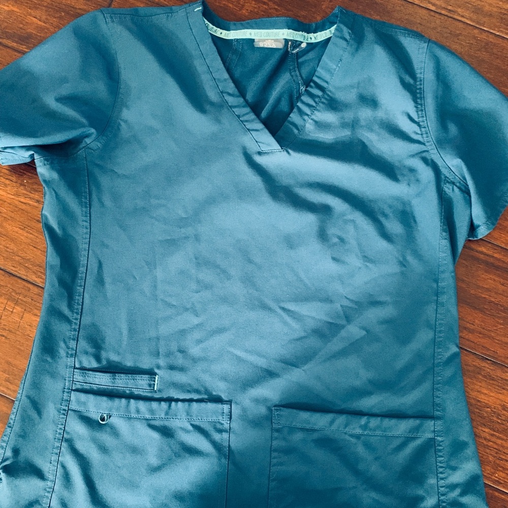 Med Couture Caribbean Blue Medium Scrub Set